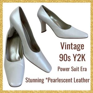 Vintage Square Pointed Toe Heels Pumps 90s Y2K Pearl White Ivory Womens Size 8.5